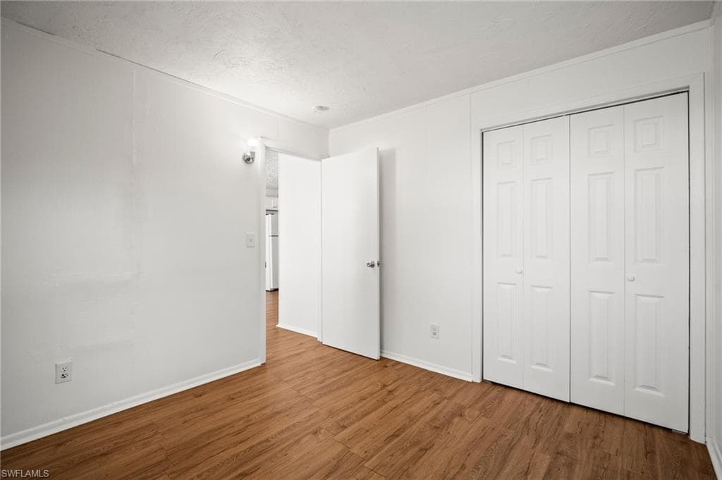 3215 Jeffcott ST, FORT MYERS FL 33916-7