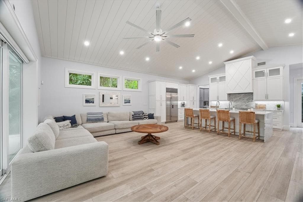 5130 Alpha CT, NAPLES FL 34105-11