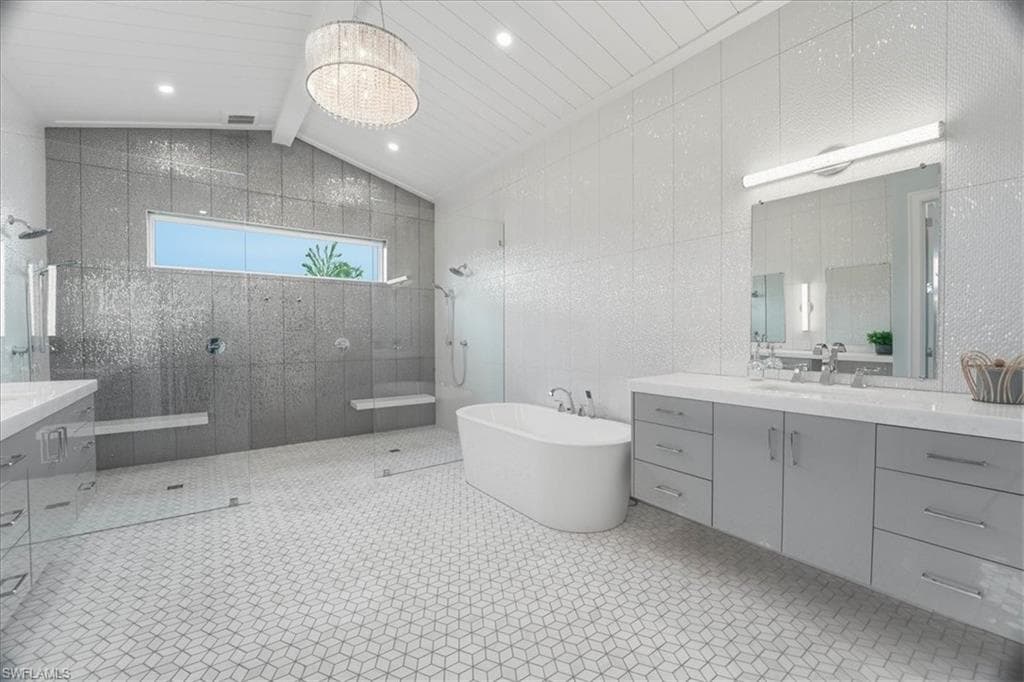 5130 Alpha CT, NAPLES FL 34105-40