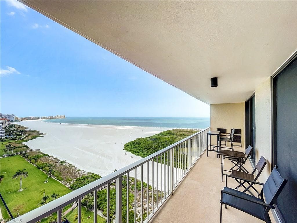 380 Seaview CT # 11709, MARCO ISLAND FL 34145-28