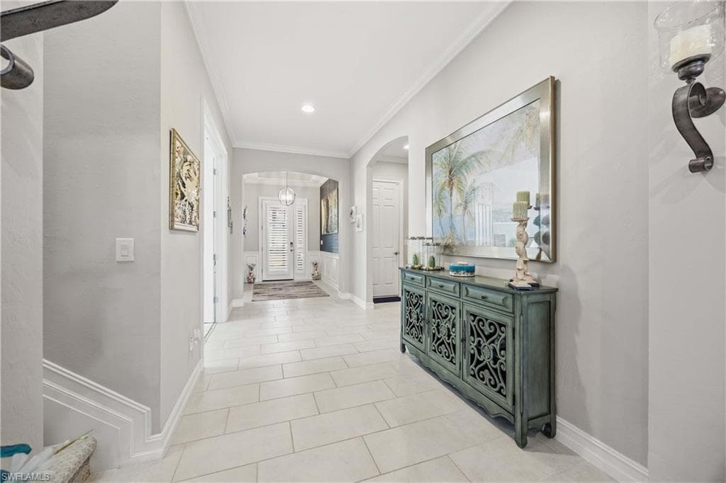 14748 Windward LN, NAPLES FL 34114-2