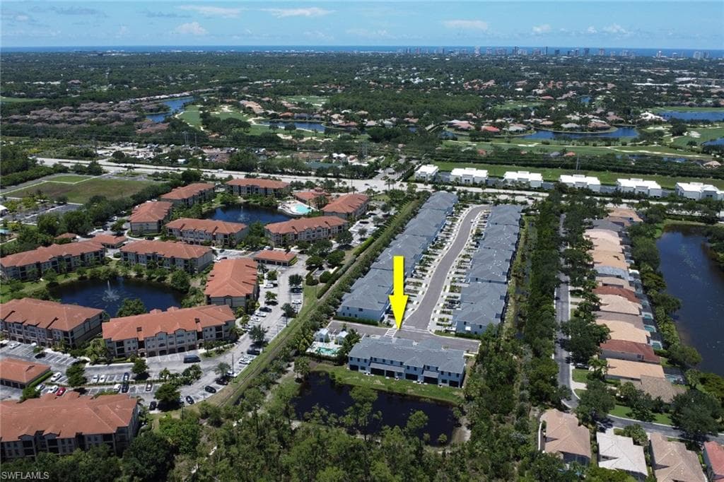 13082 Pembroke DR, NAPLES FL 34105-41