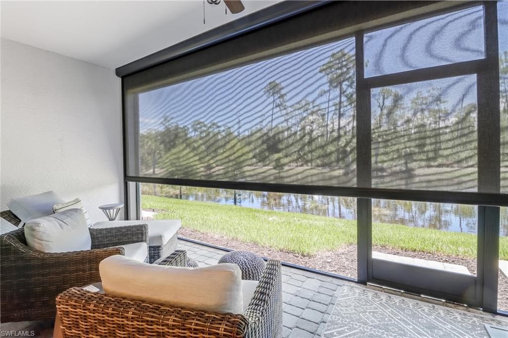 13082 Pembroke DR, NAPLES FL 34105-27