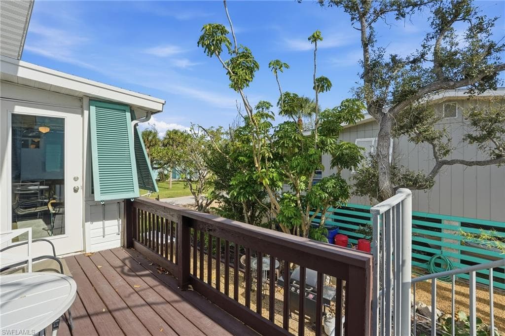 5474 Oak Ridge AVE, FORT MYERS BEACH FL 33931-40