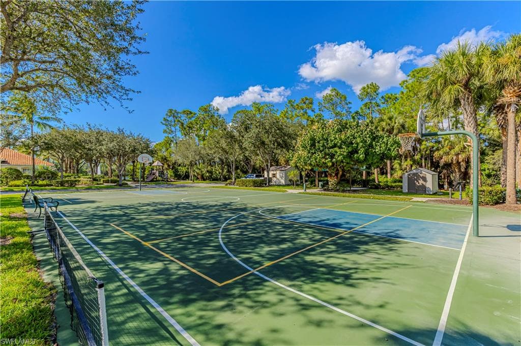 1761 Tarpon Bay DR S # 58, NAPLES FL 34119-17