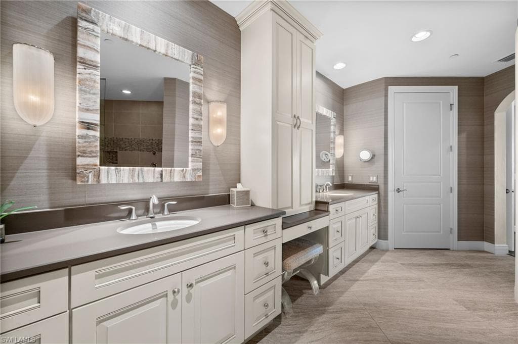 16436 Carrara WAY # 102, NAPLES FL 34110-21