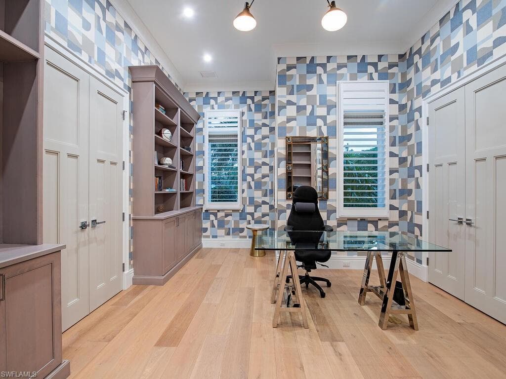 188 West ST-18