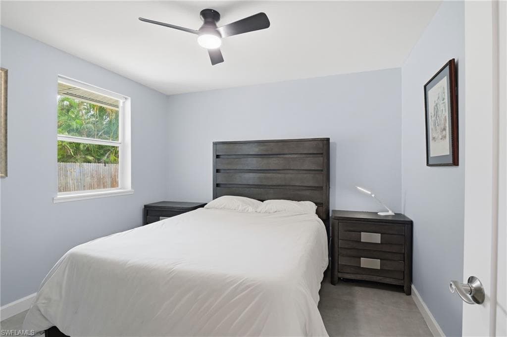 4518 W Alhambra CIR, NAPLES FL 34103-9