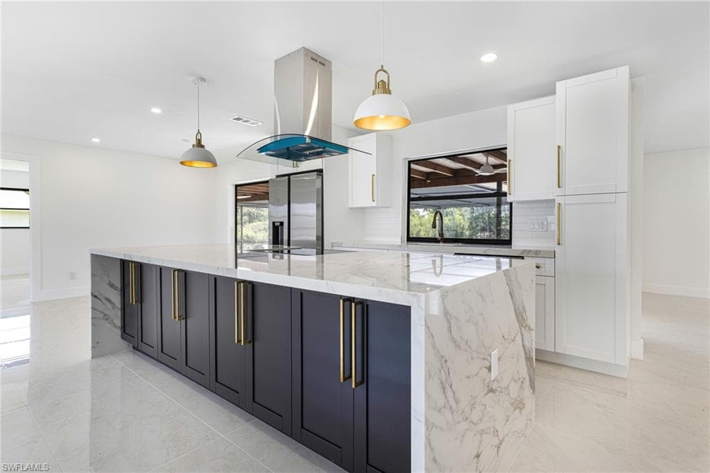 7436 Dana Lin CIR, NORTH FORT MYERS FL 33917-3