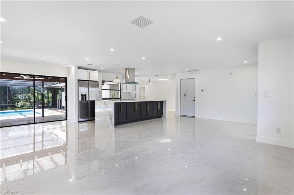 7436 Dana Lin CIR, NORTH FORT MYERS FL 33917-7