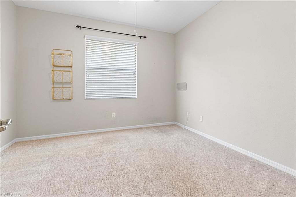 11064 Cherry Laurel DR, FORT MYERS FL 33912-17