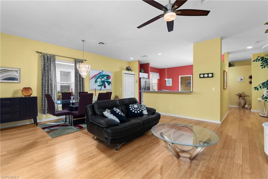 455 Crossfield CIR 71-4