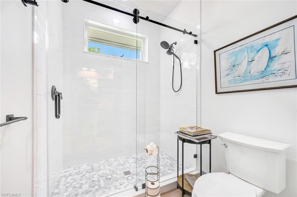 200 Burning Tree DR, NAPLES FL 34105-36