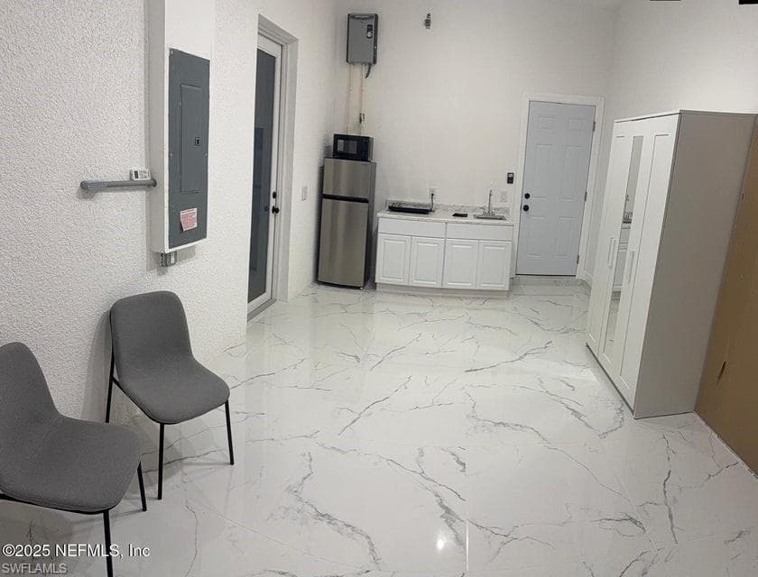 1832 Lindsay ST, LEHIGH ACRES FL 33972-17