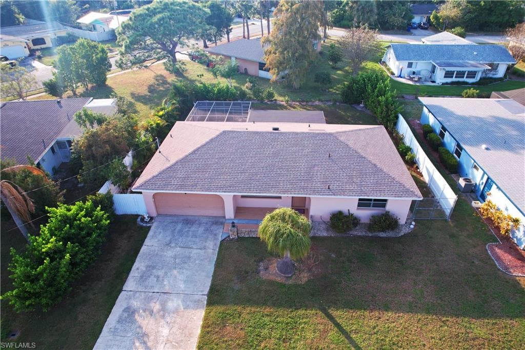 5948 Sonnet CT, NORTH FORT MYERS FL 33903-26