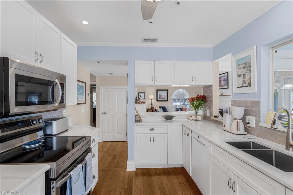 188 Bayview AVE, FORT MYERS BEACH FL 33931-17