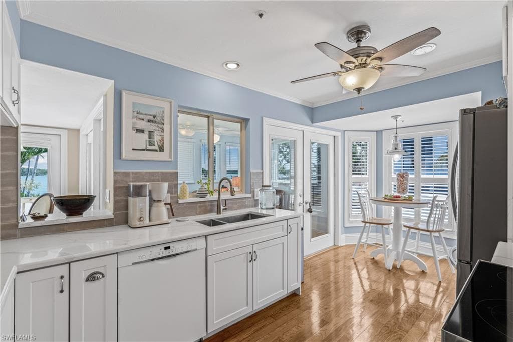 188 Bayview AVE, FORT MYERS BEACH FL 33931-18