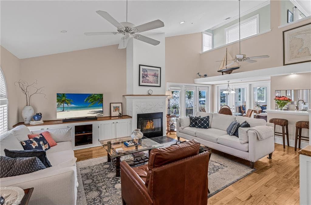 188 Bayview AVE, FORT MYERS BEACH FL 33931-7