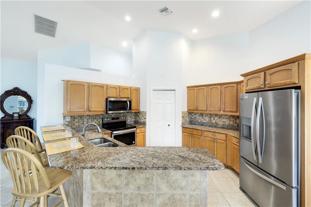 27160 Flamingo DR, BONITA SPRINGS FL 34135-17