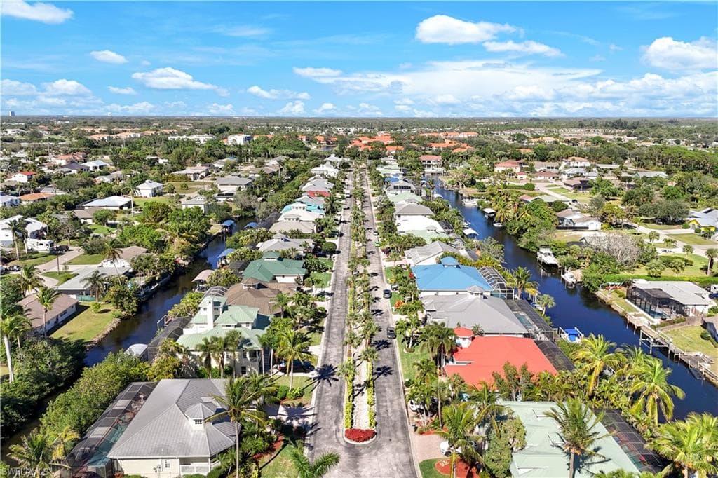 27160 Flamingo DR, BONITA SPRINGS FL 34135-43