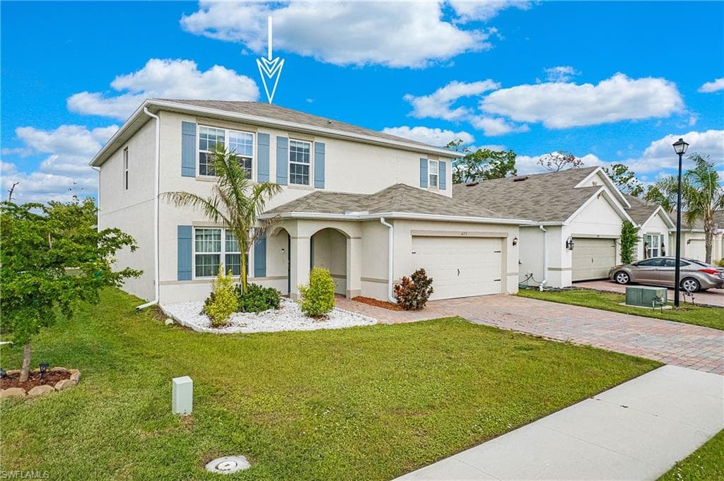 673 Hadley ST E, NAPLES FL 34104-1