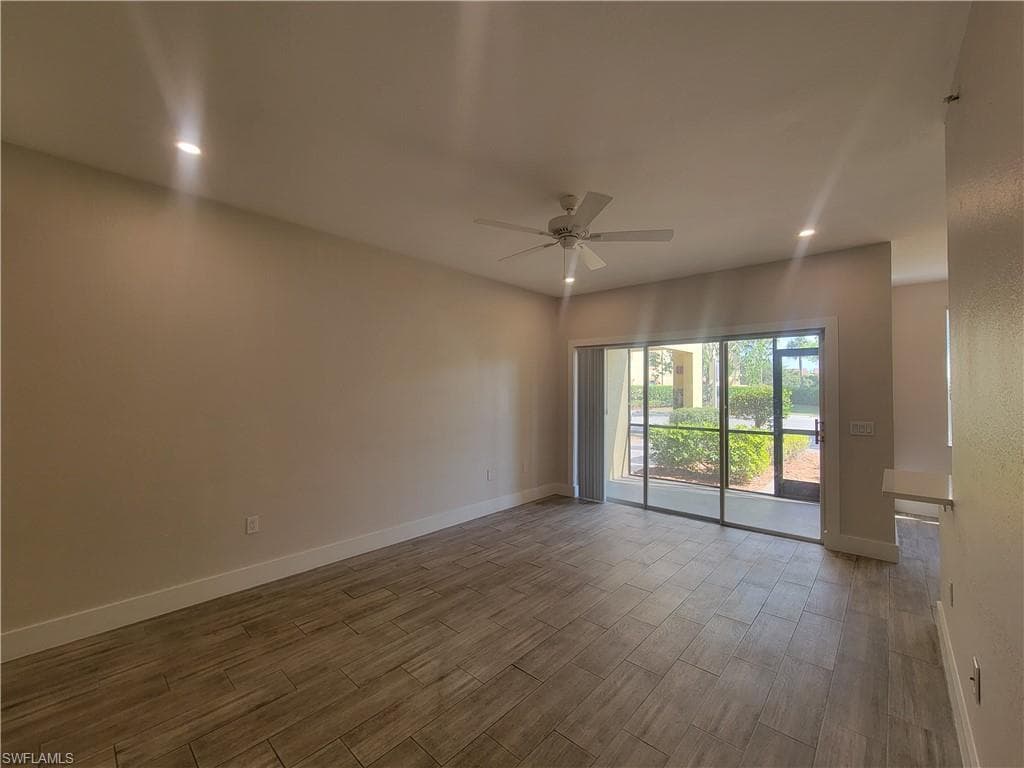 7950 Preserve CIR # 813, NAPLES FL 34119-6