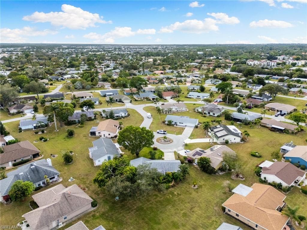 212 Potomac PL # 51, NAPLES FL 34112-27