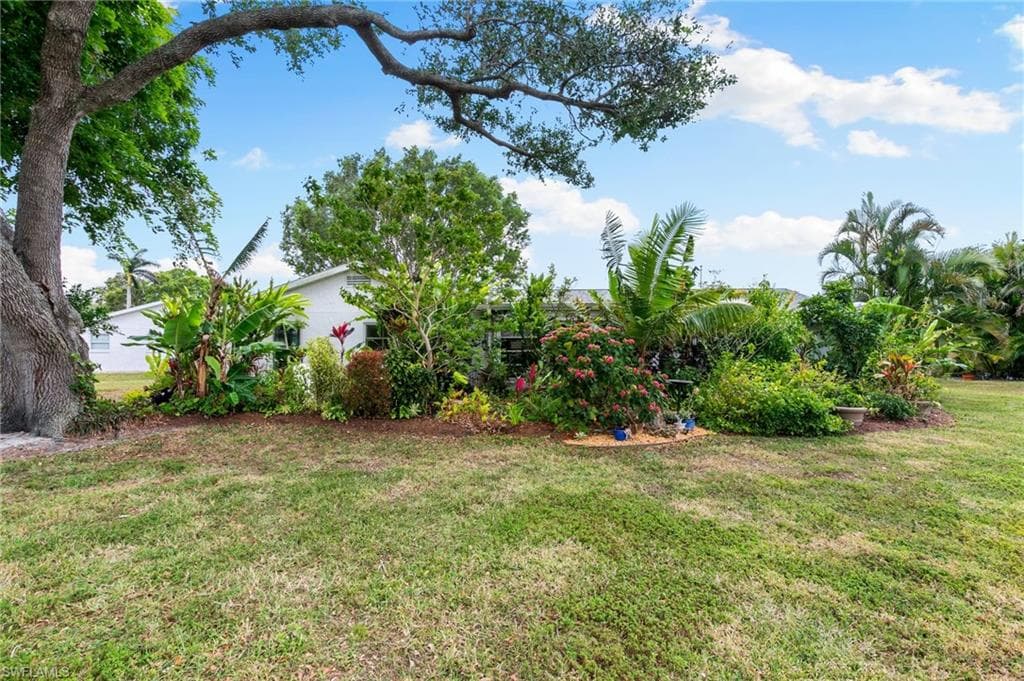 212 Potomac PL # 51, NAPLES FL 34112-23