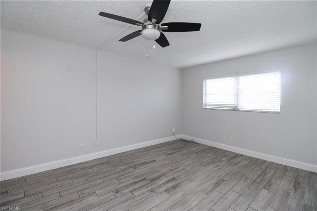 5635 Rattlesnake Hammock RD # 102D, NAPLES FL 34113-26
