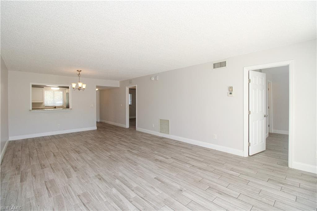 5635 Rattlesnake Hammock RD # 102D, NAPLES FL 34113-25