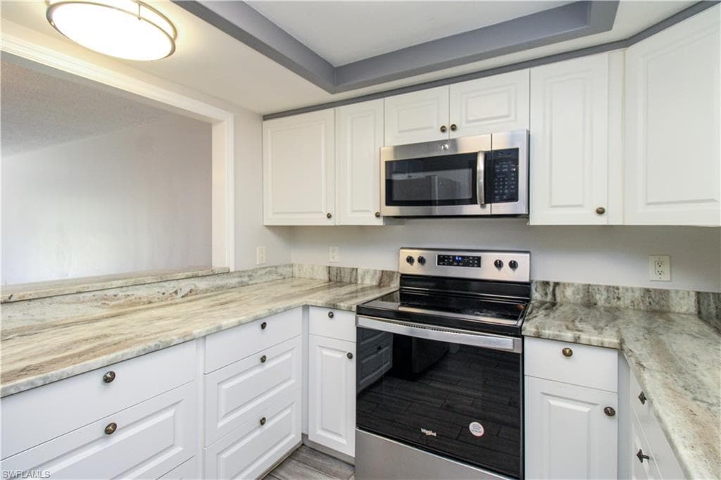 5635 Rattlesnake Hammock RD # 102D, NAPLES FL 34113-29