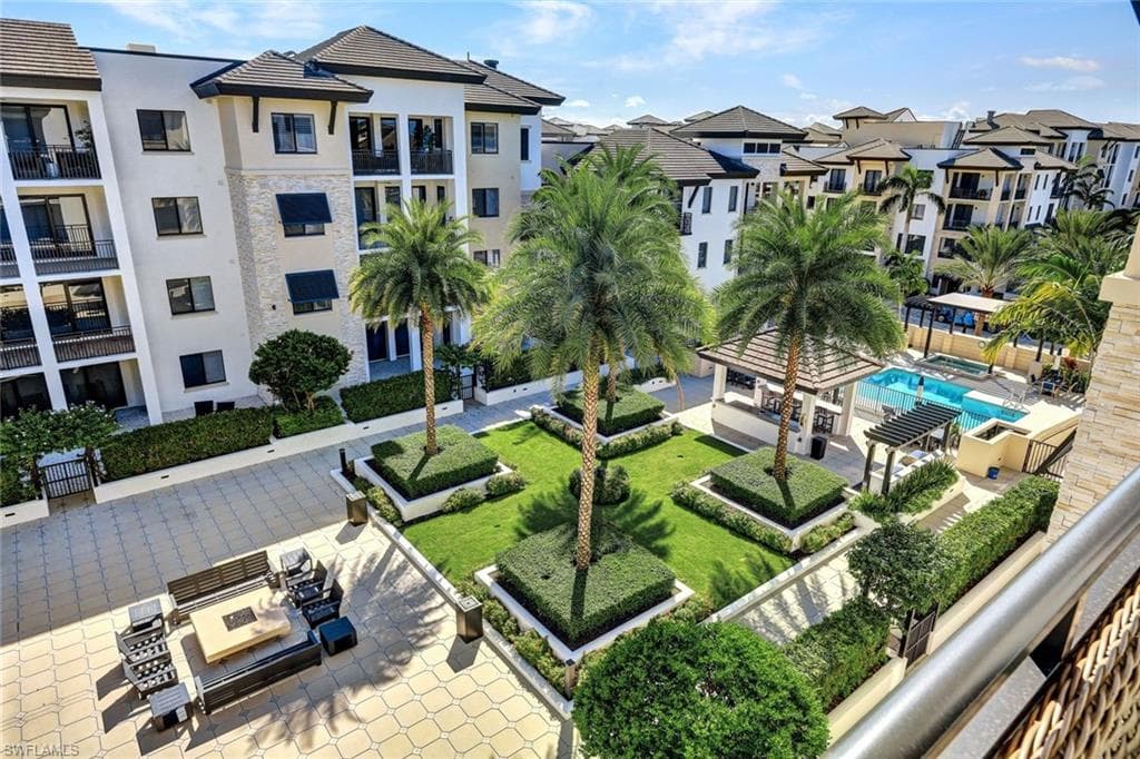 1035 3rd AVE S # 514, NAPLES FL 34102-26