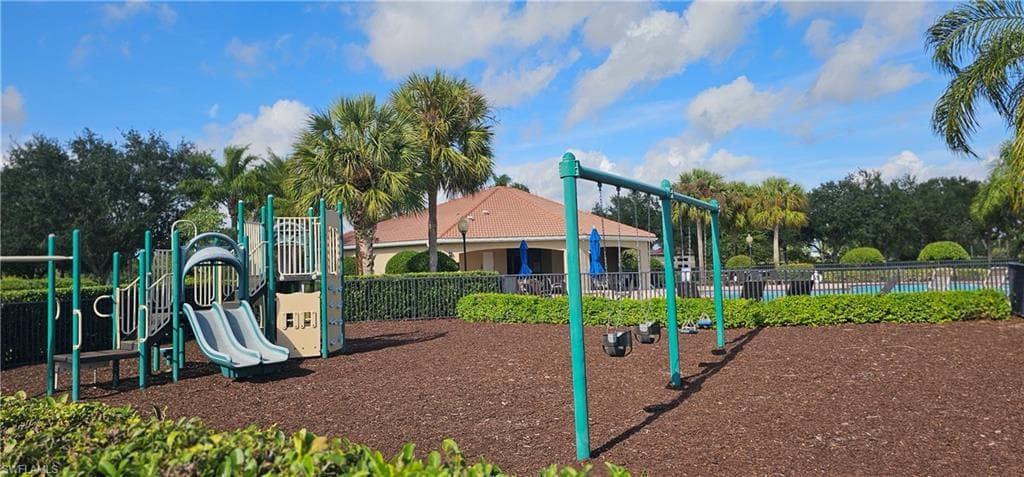 10788 Crossback LN, LEHIGH ACRES FL 33936-29