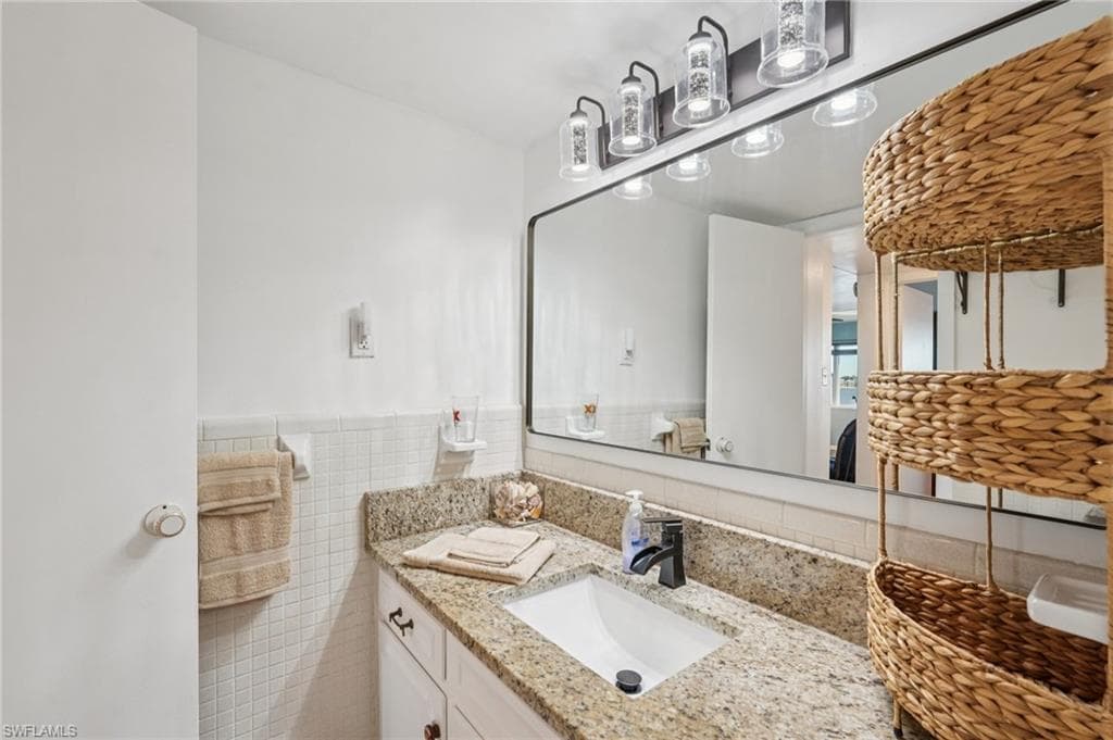 1900 Clifford ST # 701A, FORT MYERS FL 33901-21