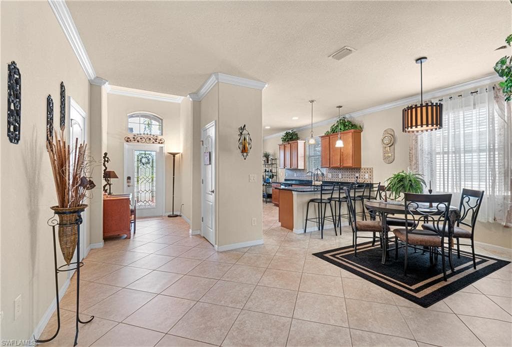 11430 Icarus CIR, LEHIGH ACRES FL 33971-5