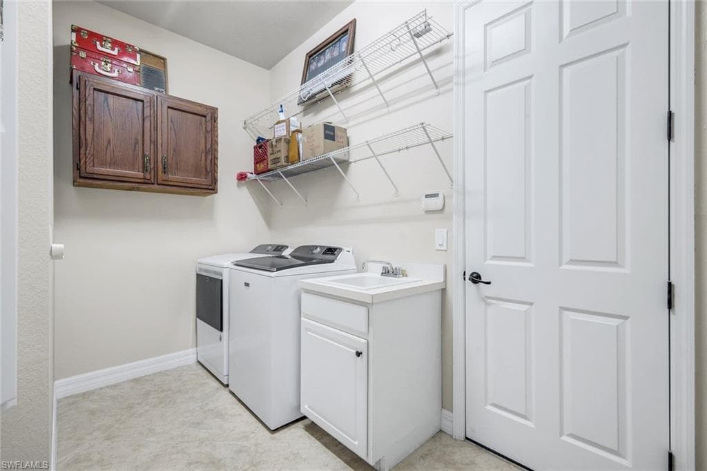 11050 Longwing DR, FORT MYERS FL 33912-22