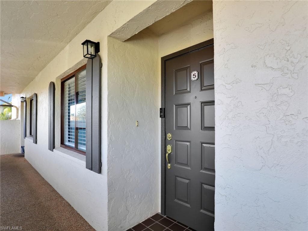 9831 Alabama ST # 5, BONITA SPRINGS FL 34135-26