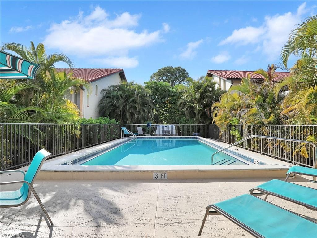 9831 Alabama ST # 5, BONITA SPRINGS FL 34135-23