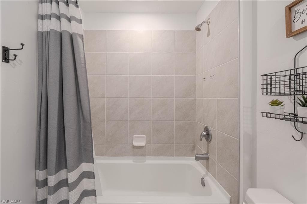 7190 Sugar Pine WAY, FORT MYERS FL 33966-40