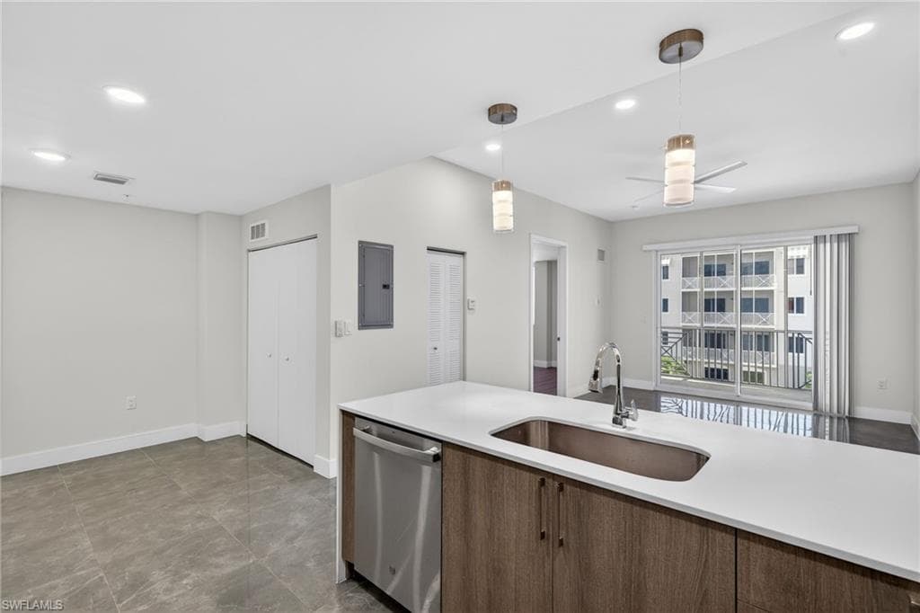 26610 Rosewood Pointe DR # 202, BONITA SPRINGS FL 34135-6