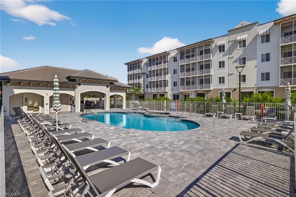 26610 Rosewood Pointe DR # 202, BONITA SPRINGS FL 34135-19