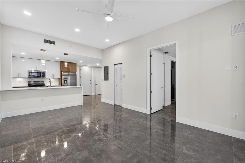 26610 Rosewood Pointe DR # 202, BONITA SPRINGS FL 34135-9