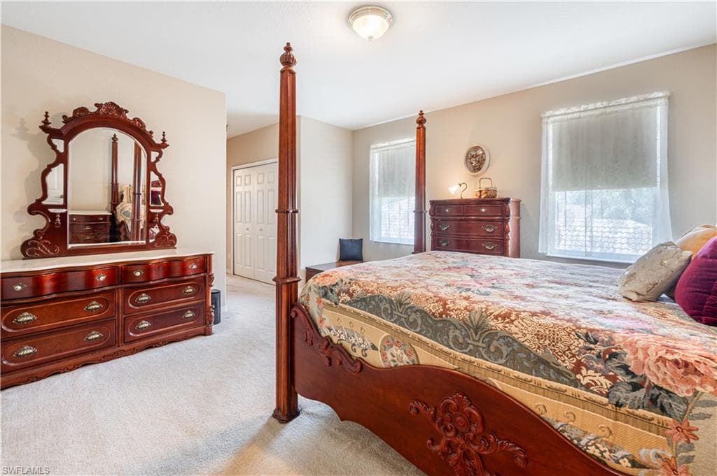 3911 Aurora CT, NAPLES FL 34116-22