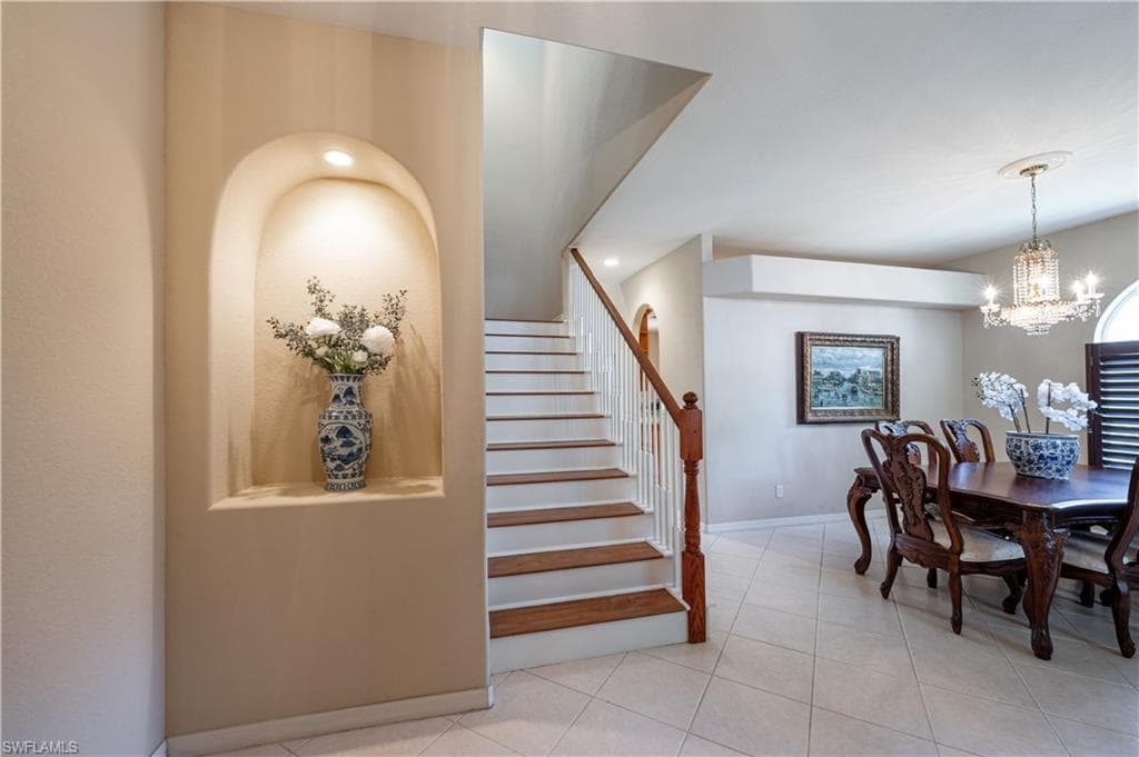 3911 Aurora CT, NAPLES FL 34116-1