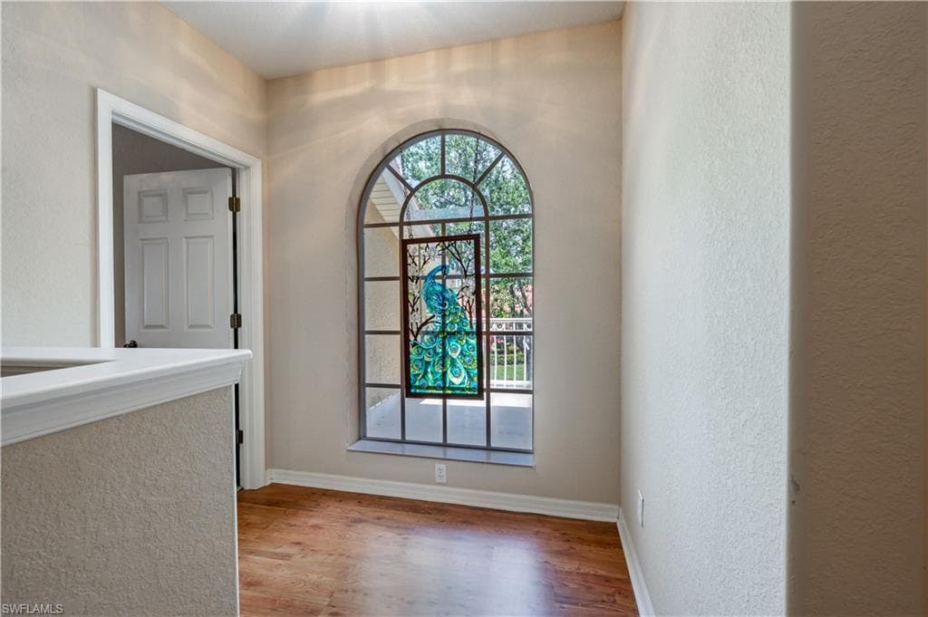 3911 Aurora CT, NAPLES FL 34116-21