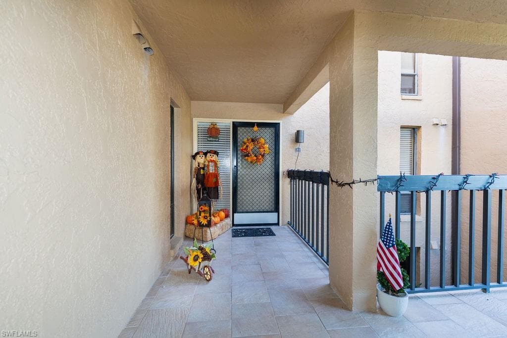 6216 Cougar RUN # 202, FORT MYERS FL 33908-11