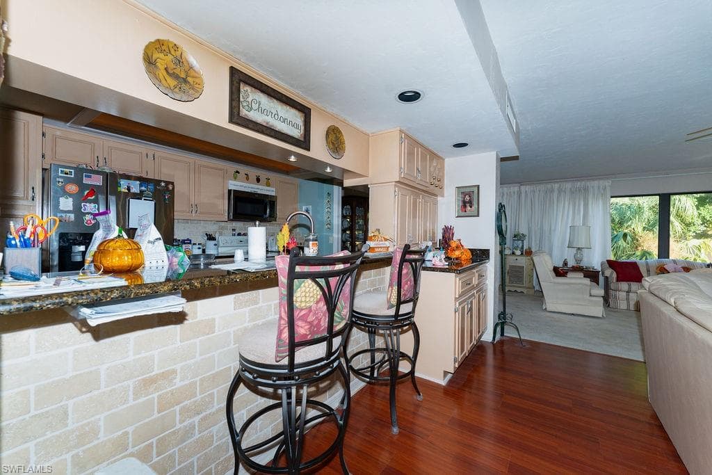 6216 Cougar RUN # 202, FORT MYERS FL 33908-31