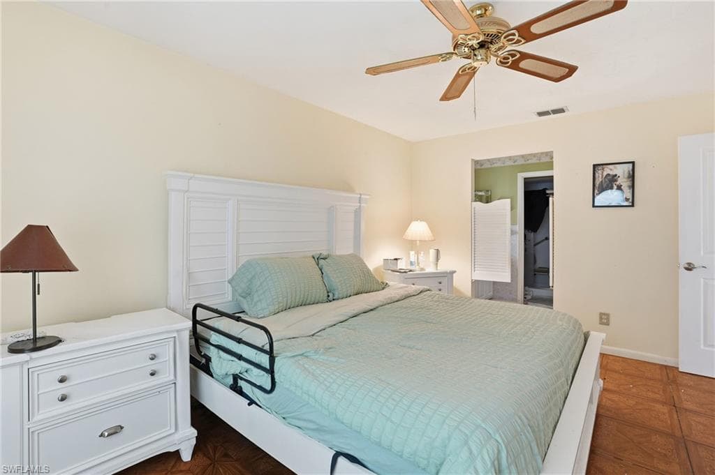 10431 New Bedford CT, LEHIGH ACRES FL 33936-11