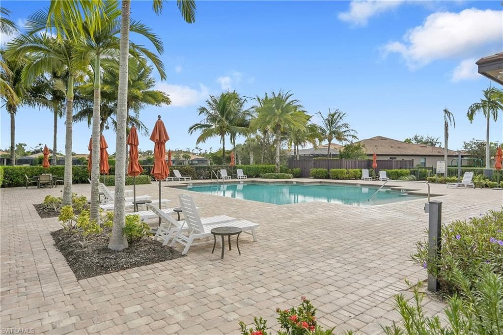 6612 Ensor CT, FORT MYERS FL 33966-32