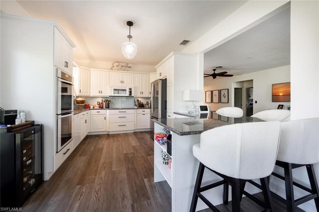 3858 Riviera CIR, BONITA SPRINGS FL 34134-16